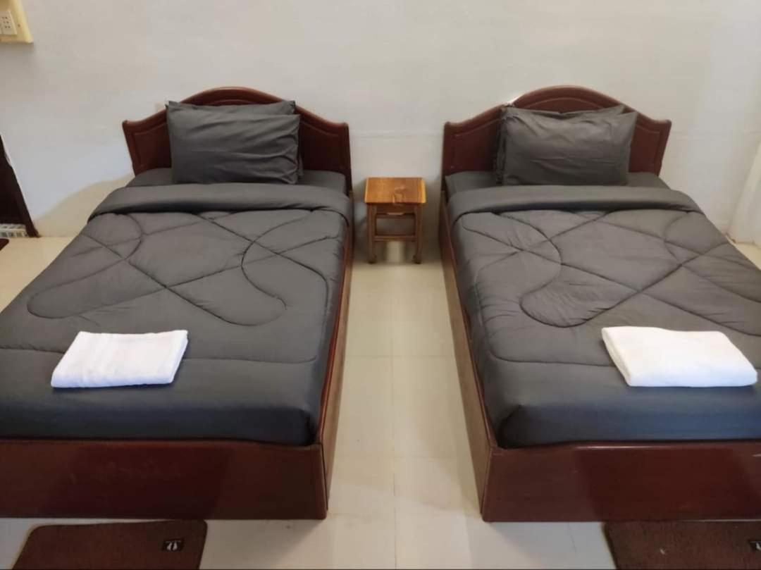 Erawan Guesthouse Паксе Екстериор снимка