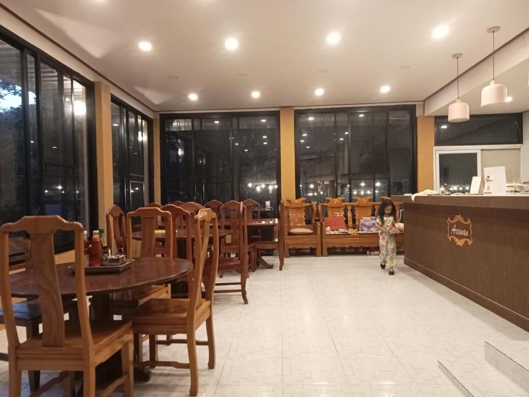 Erawan Guesthouse Паксе Екстериор снимка